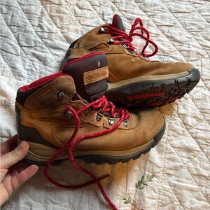 Columbia Tan Boots with Red Accents